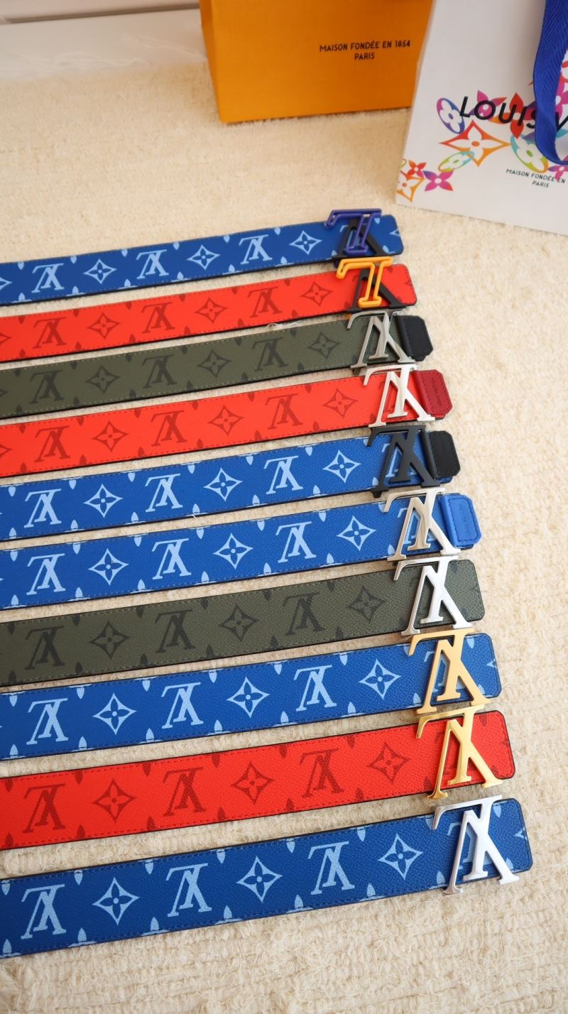 l0vis Vvtt0n belts